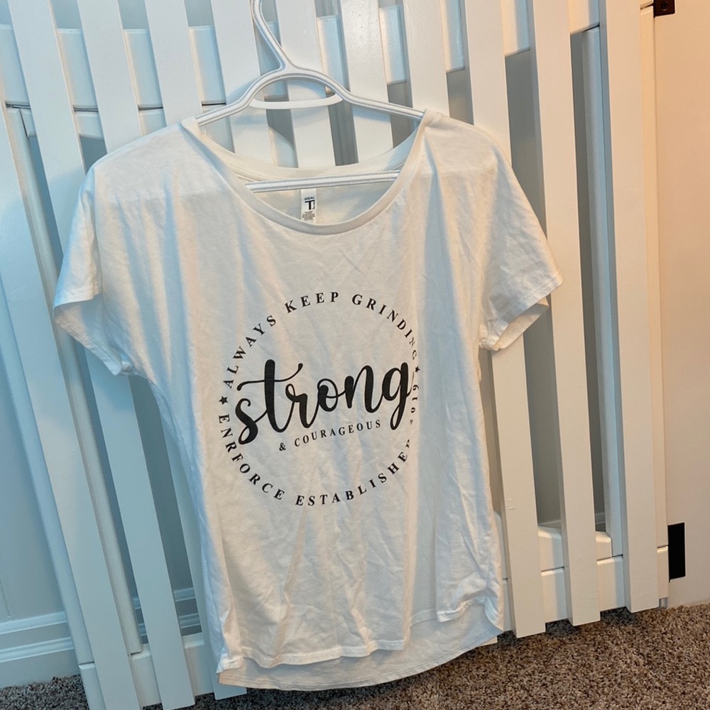 Women’s t shirt
